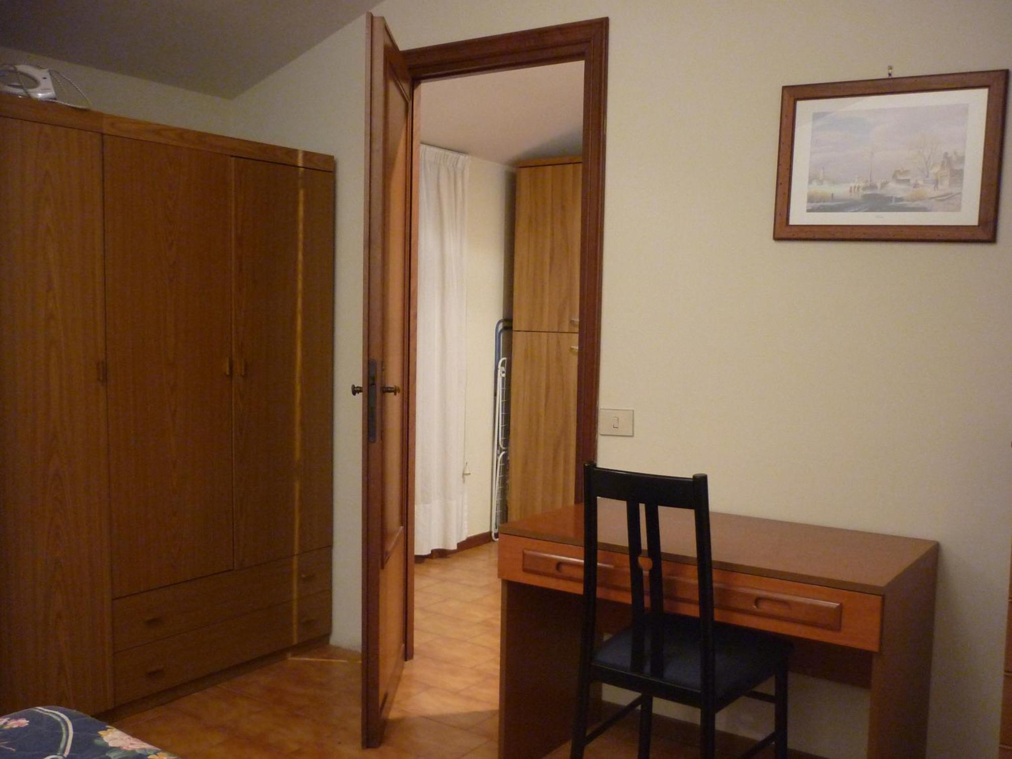 Lejlighedshotel Eur Nir