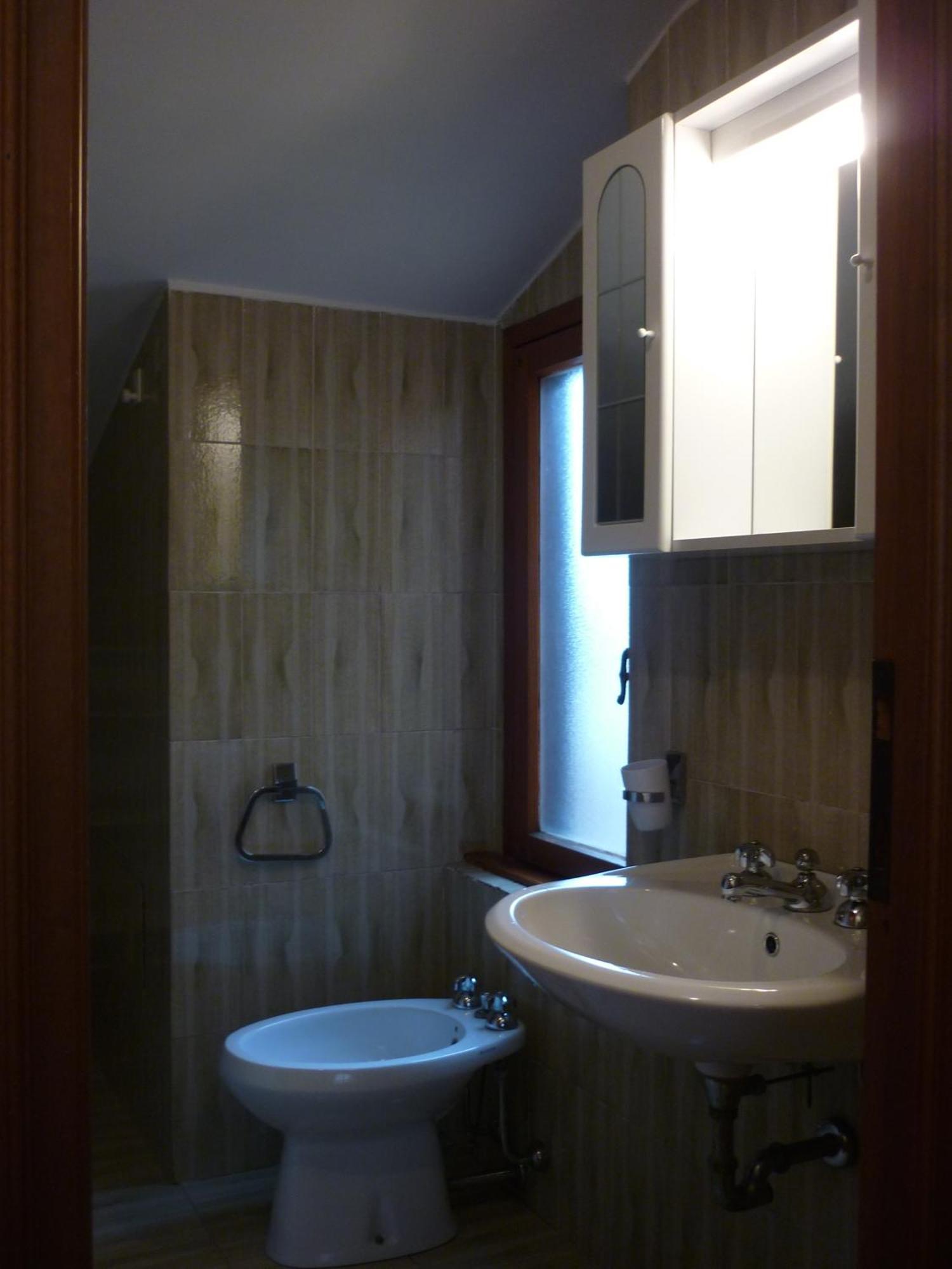 Lejlighedshotel Eur Nir