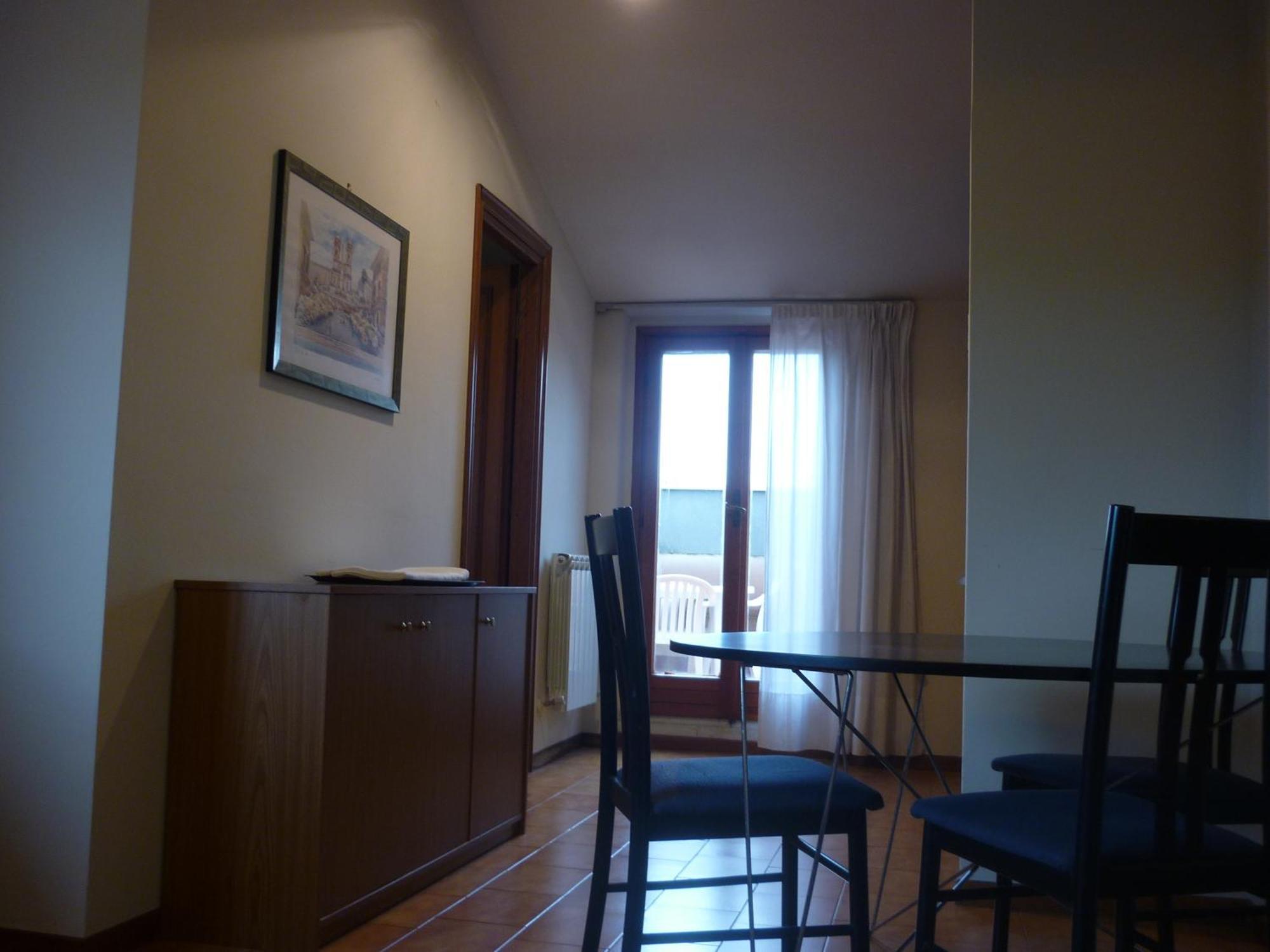 Lejlighedshotel Eur Nir 3*
