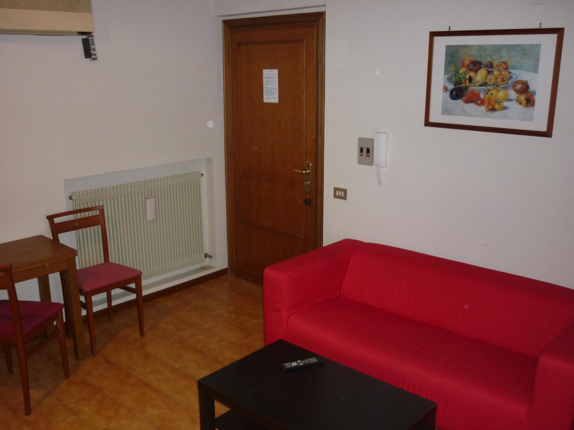 Eur Nir Lejlighedshotel